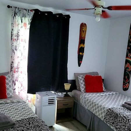 Quiet Cozy Apartment Next To Highway Wifi+Netflix Едмундстон Екстер'єр фото